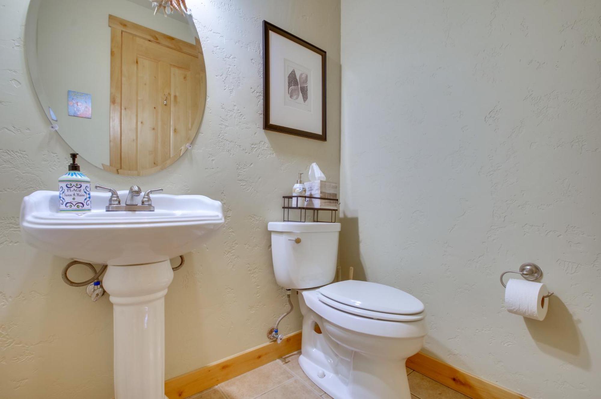 Quiet Waterfront Escape With Hot Tub And Beach Access! Gold Beach Eksteriør billede